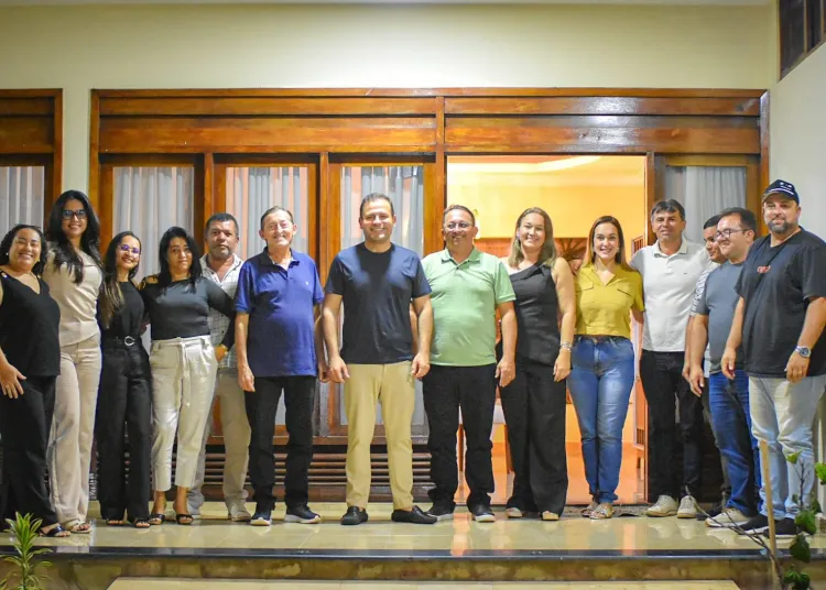 Eduardo Brito recebe lideranças da família Freire e reforça articulação política em Lagoa de Dentro